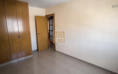 Nice and spacious apartment in the port of Altea with beautiful views.